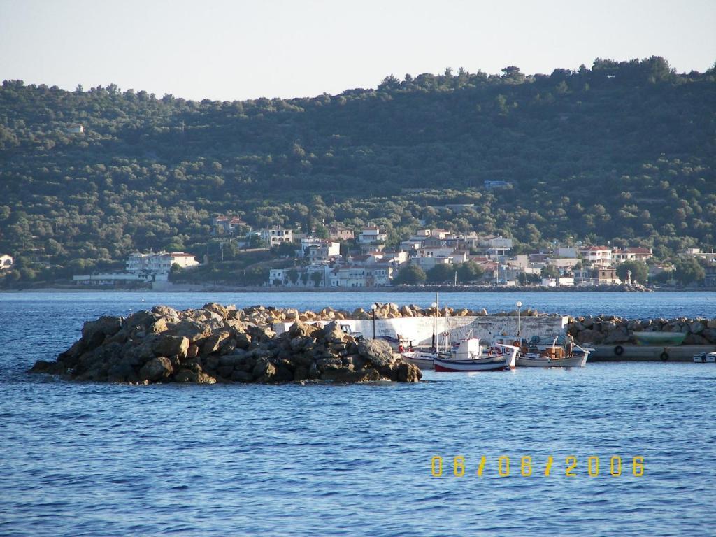 Theoxenia Chios Apartments Paralia Agias Foteinis Rom bilde